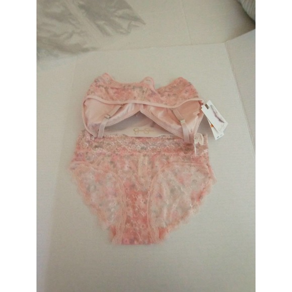 NWT Jessica Simpson 2 Piece Pink Floral Bralette And Hipster Panties Set sz S - Picture 9 of 9